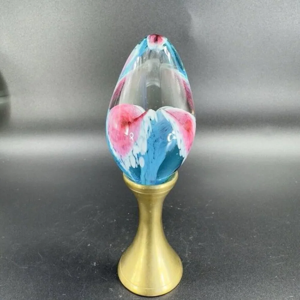Vintage 1995‎ GES Glass Eye Studio Egg Shape Paperweight On Brass Stand Figure